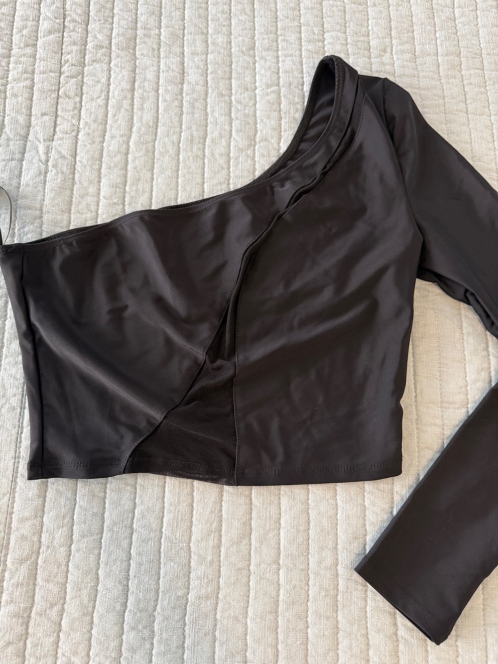 Asymmetric One-Shoulder Black Crop Top